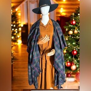 The Celtic Croft Tartan Cloak Green Plaid Oversized OS